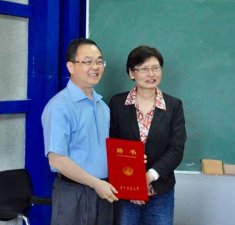 陳義紅博士續聘為華中科技大學兼職教授