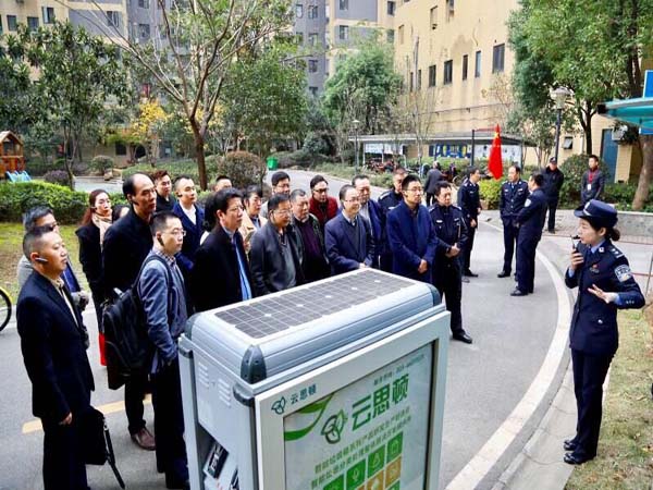 陳義紅出席東湖高新區代表委員座談會