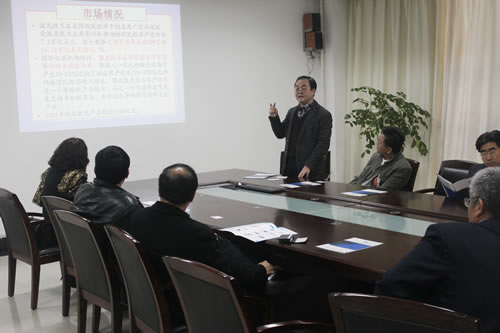 省政協王利主任一行蒞臨新特光電考察指導工作
